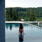 Resort Podgorie Boekovel